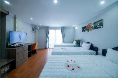Triple Room with City View — Hanoi Sofia Hotel